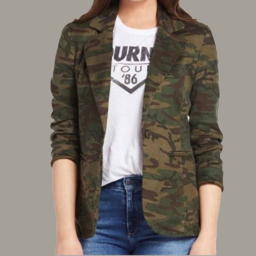 Level 99 Green Camouflage Blazer Size XL NWT